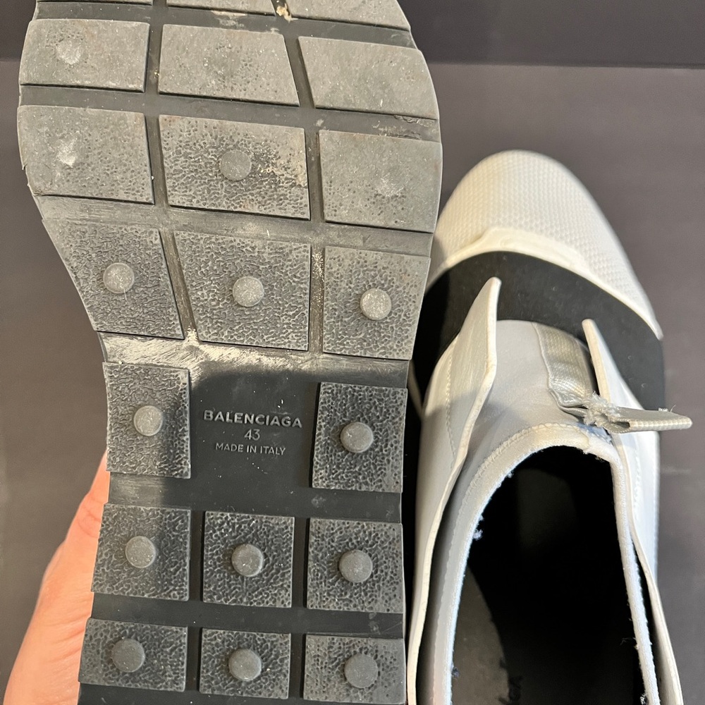 Balenciaga Race Runner Sneaker - Picture 9 of 9